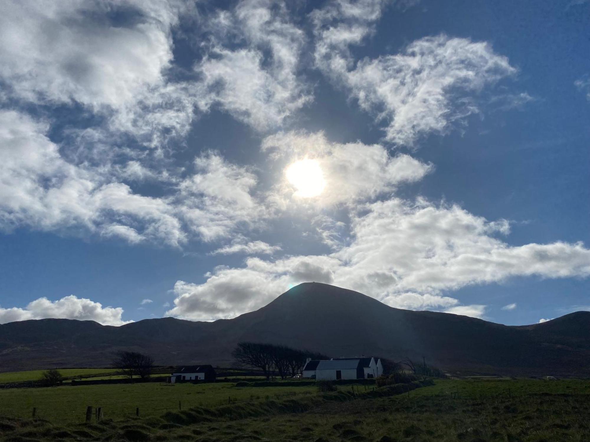 Country Cabin Mullagh  Bagian luar foto